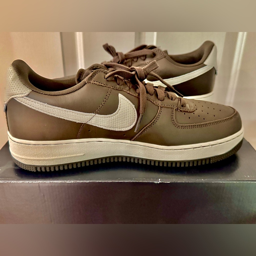 Nike Air Force 1 ‘07 Craft Dark Chocolate Mens sz 10 New in Box Never worn